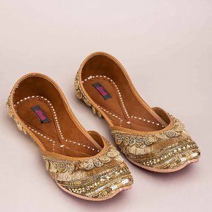 Kasually Klassy Juttis, Size Europe  38-39